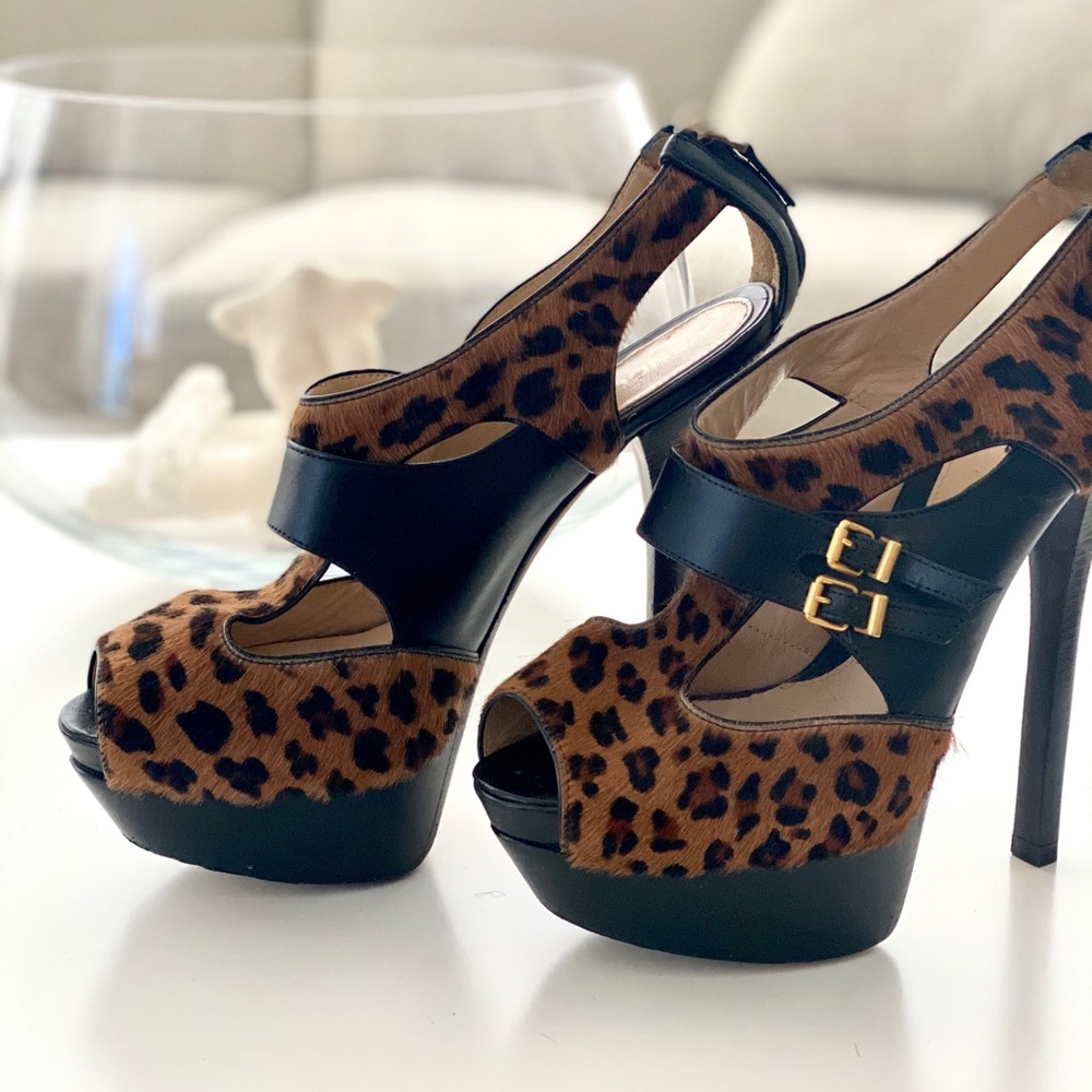 Fendi Cheetah Peep Toe Pumps 39